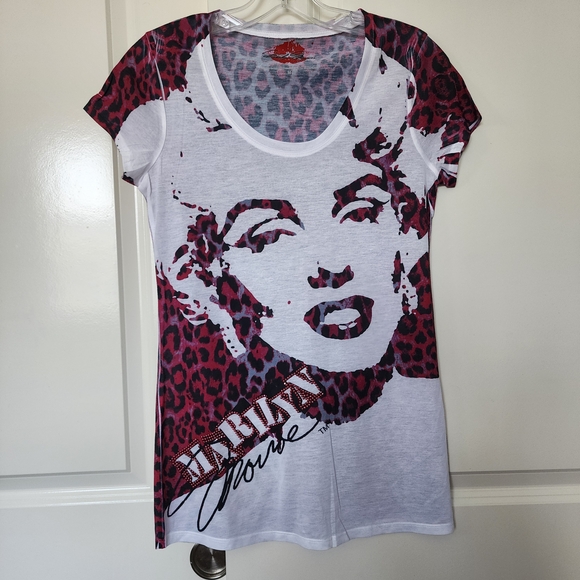 Marilyn Monroe Pink and White Graphic Tee - Picture 1 of 6